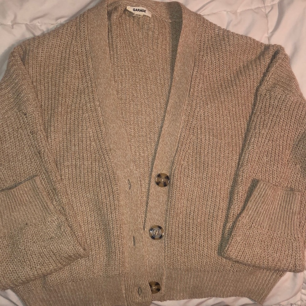 Garage cardigan